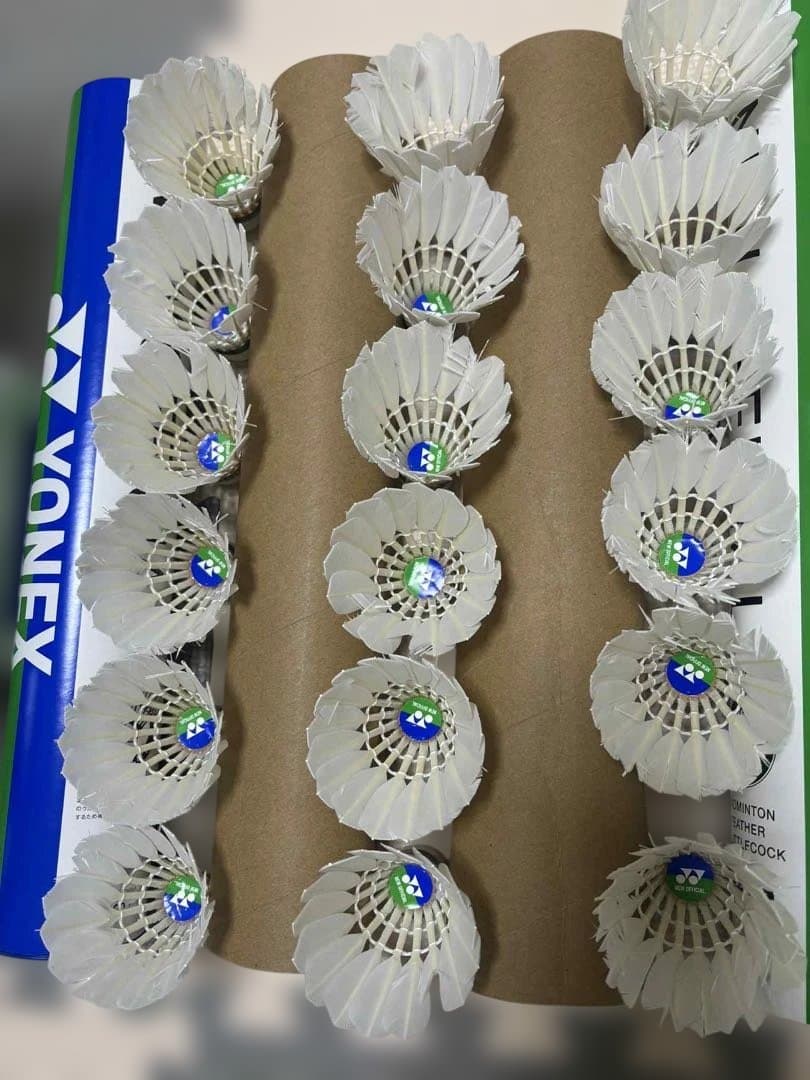 Yonex ニューオフィシャル　4番　中古品
