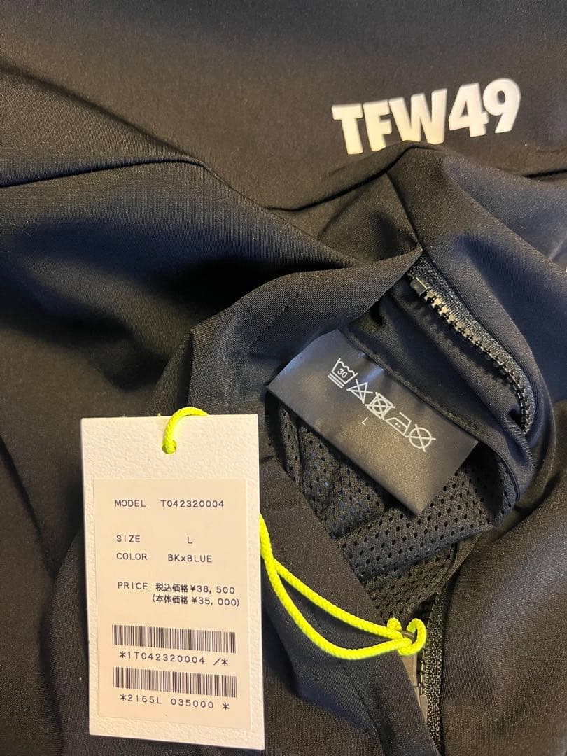 TFW49 リバーシブルプルオーバー　メンズ　Lサイズ 【未使用、タグ付】