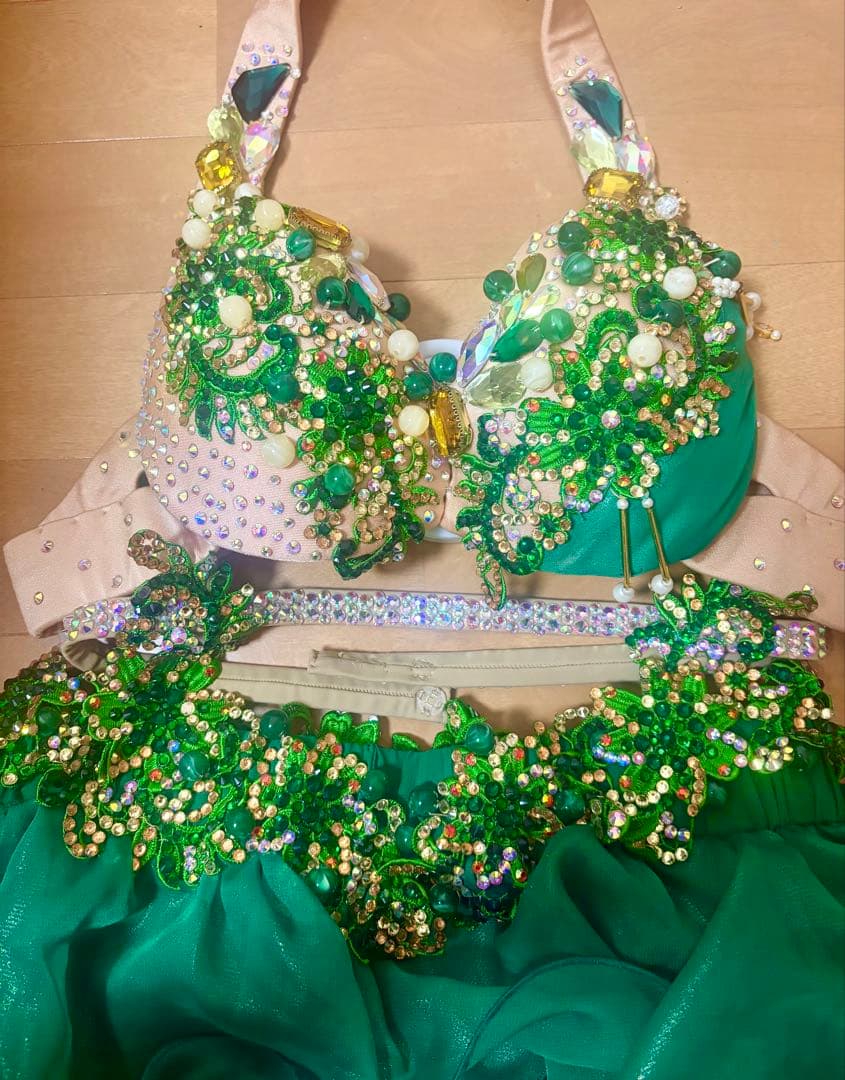 【美品】Polina（製）ベリーダンス衣装 グリーン