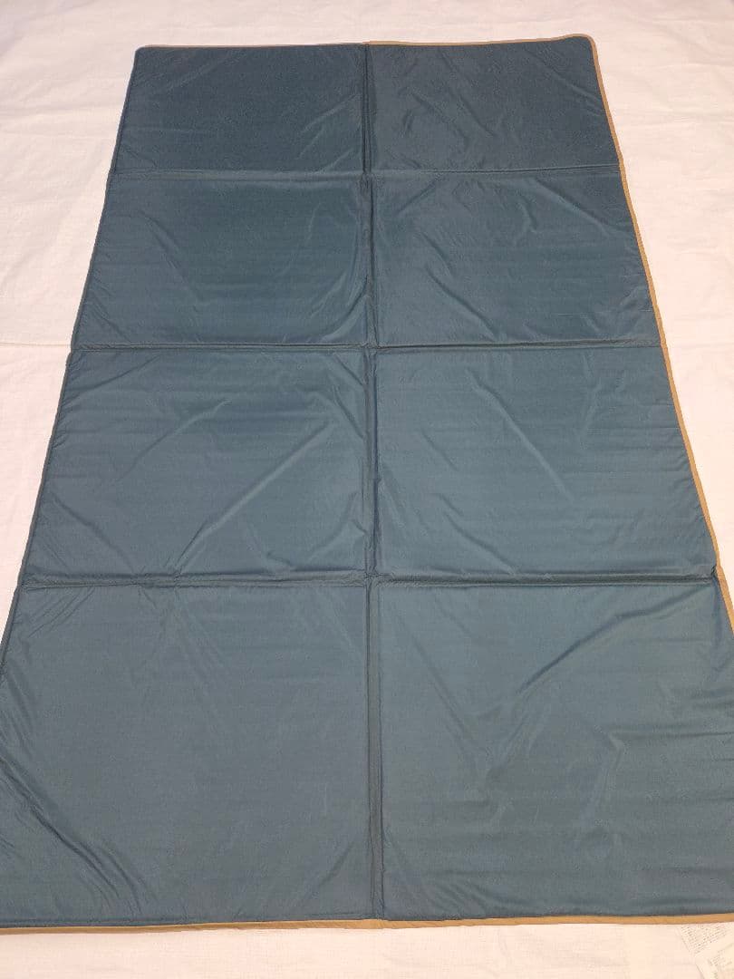 未使用に近い　タフスクリーン2ルームハウスMDX＋　コールマン　ダークルーム