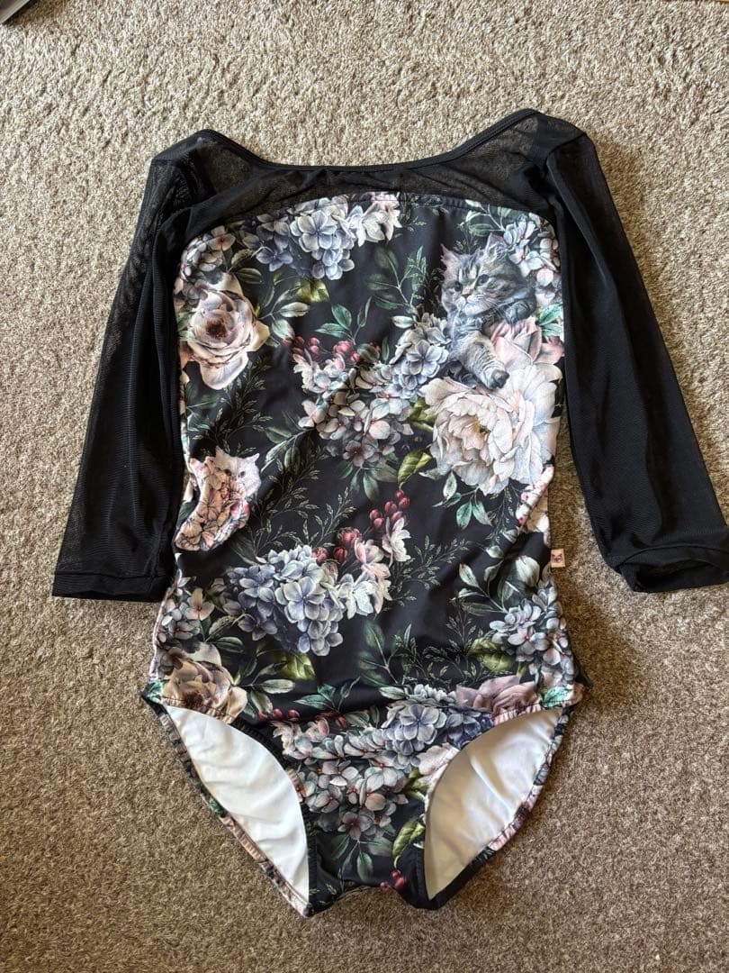 unoaレオタード　Mサイズ