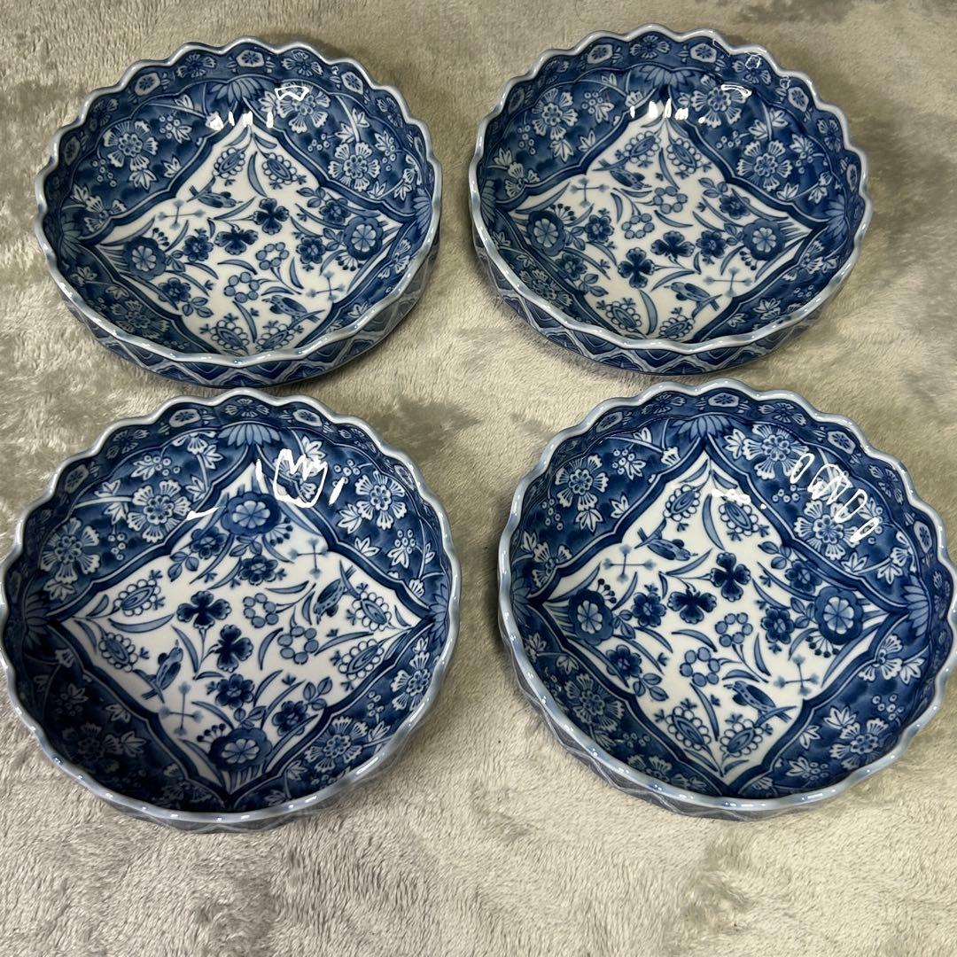 三洋陶器 龍峰窯 花鳥図 染付 中鉢揃 4枚セット 輪花皿 更紗 古伊万里様式