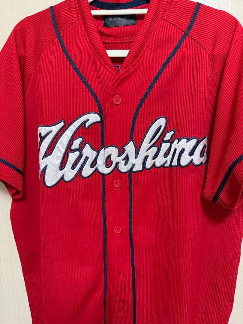 広島東洋カープ スライリー レプリカユニフォーム　Mサイズ