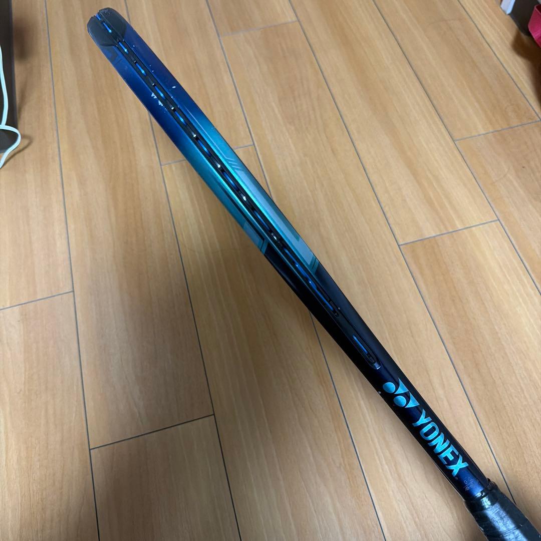 YONEX EZONE100スカイブルーG2