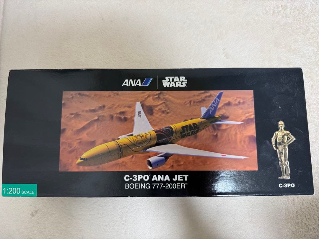 航空機・ヘリコプター C-3PO ANA Jet Boeing 777-200ER 1:200