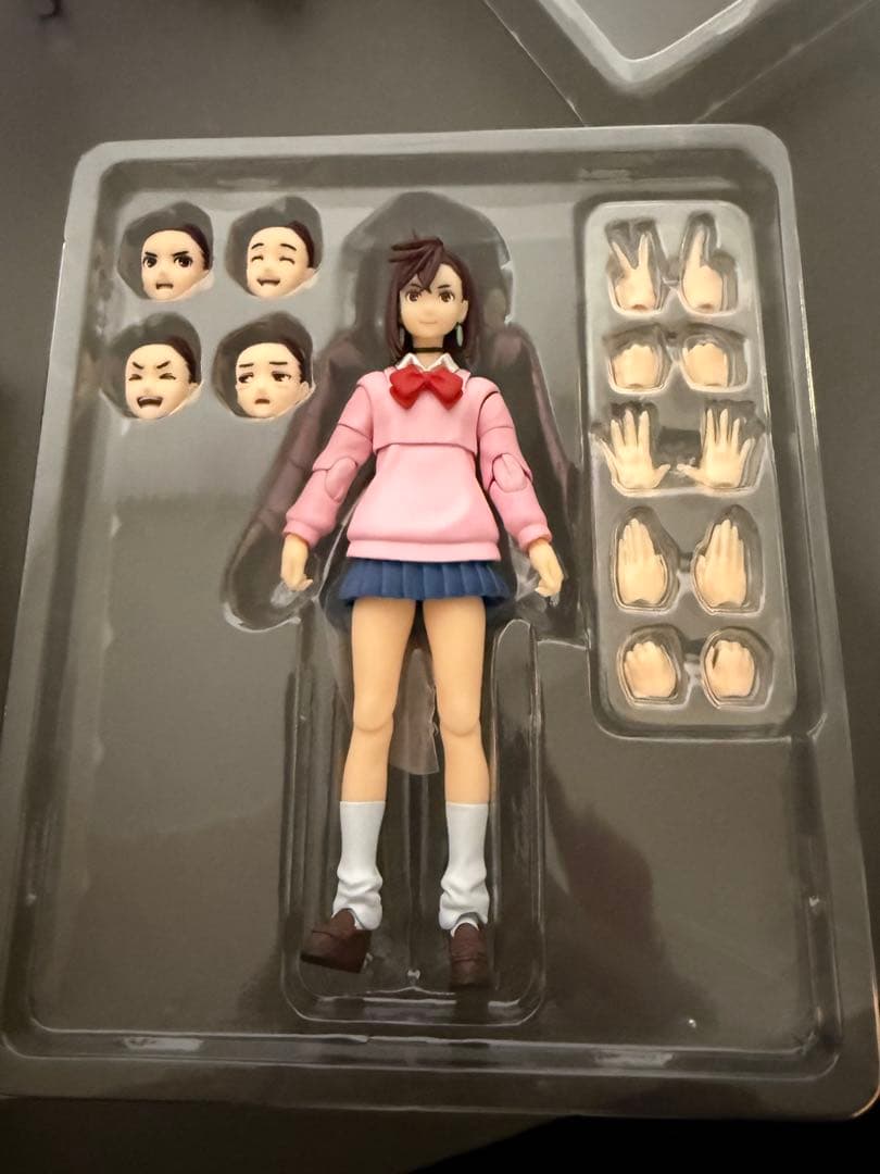 s.h.figuarts　モモ