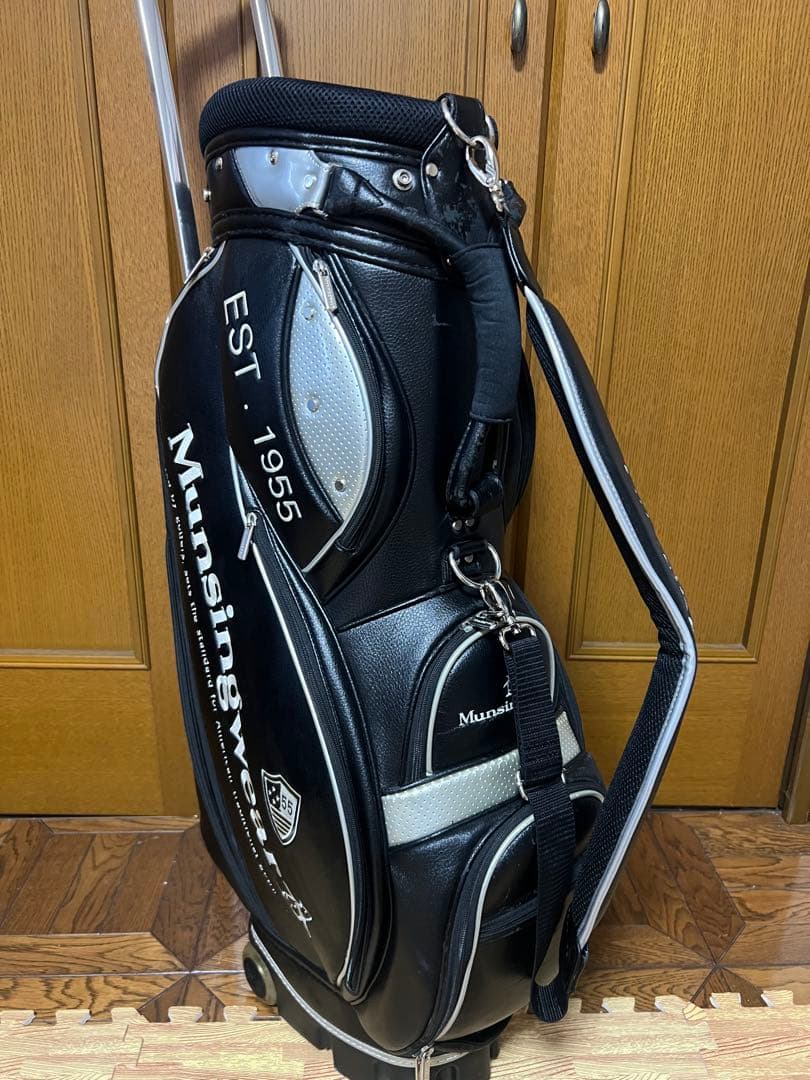 マンシングウェア キャディバッグ カート式 軽量 ペンギンロゴ 黒