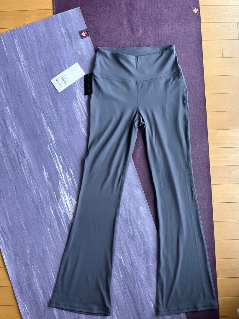【新品・タグ付き】lululemon ルルレモン　レディース レギンス 36 M