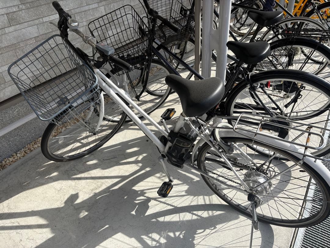 電動アシスト自転車 シルバー 26インチ