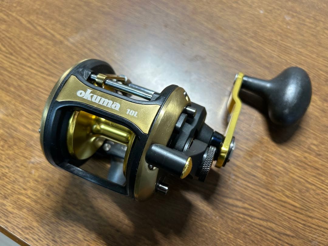 okuma SLR-10L ベイトリール