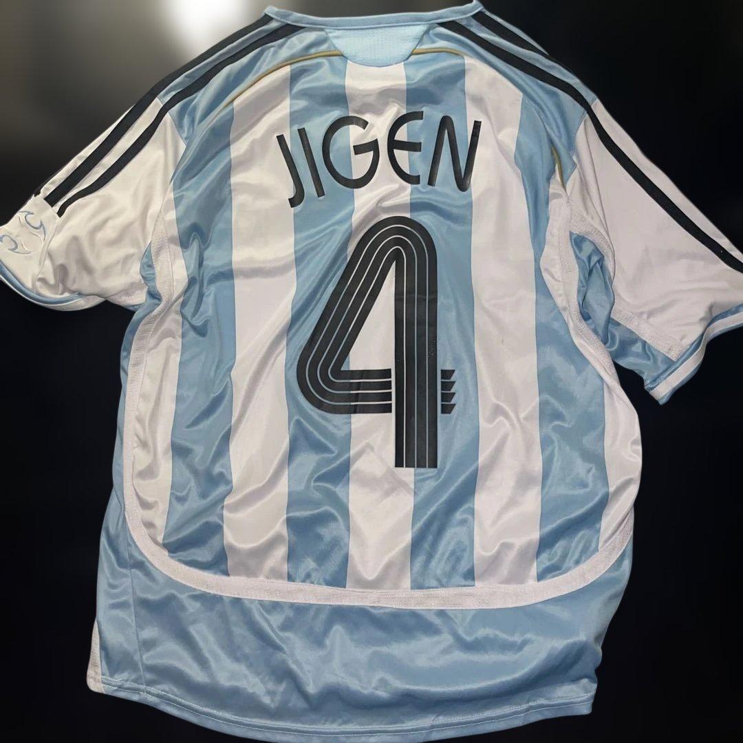 アルゼンチン代表 adidas サッカーシャツ 番号4 2006