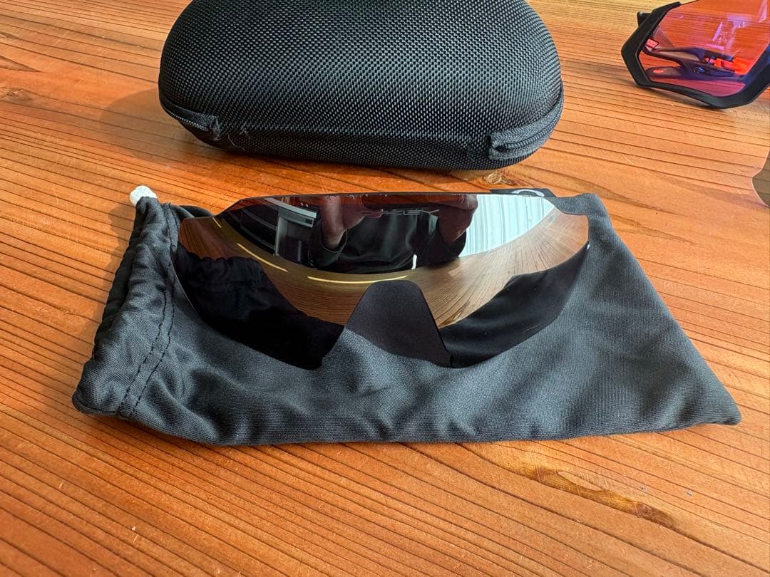 オークリーフライトジャケット