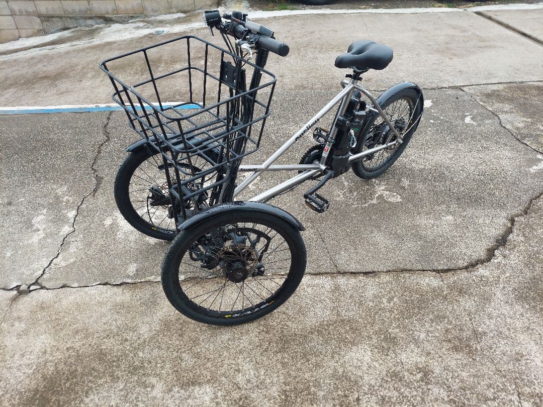 カワサキ　ノスリス　電動アシスト自転車　前三輪