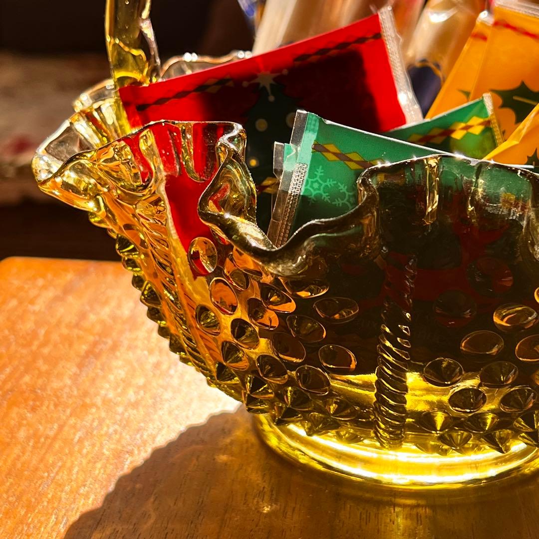 フェントン ホブネイル ラッフルドリム バスケット 菓子器 ボウル ガラス製