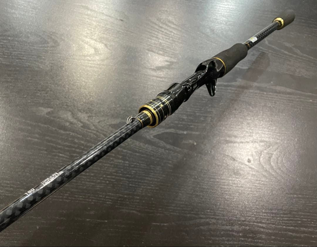 バス釣りセット・2ピースベイトロッド&ベイトリール左巻きライン100mオマケ付