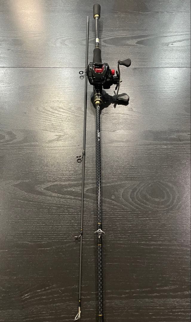 バス釣りセット・2ピースベイトロッド&ベイトリール左巻きライン100mオマケ付