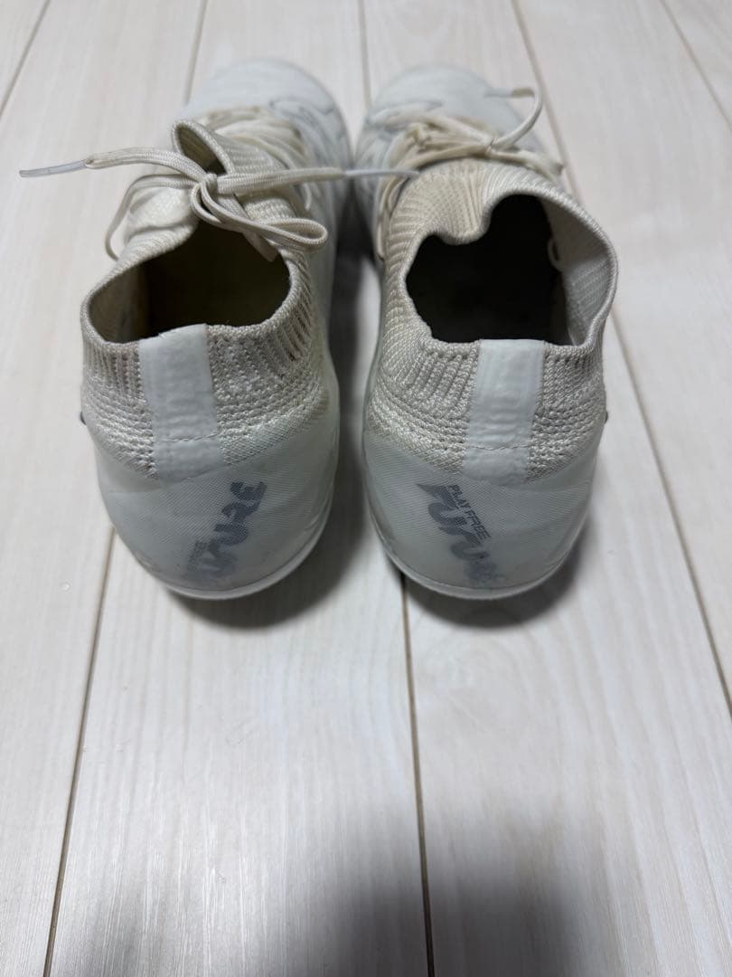 プーマ　フューチャー　8 プロ　HG/AG