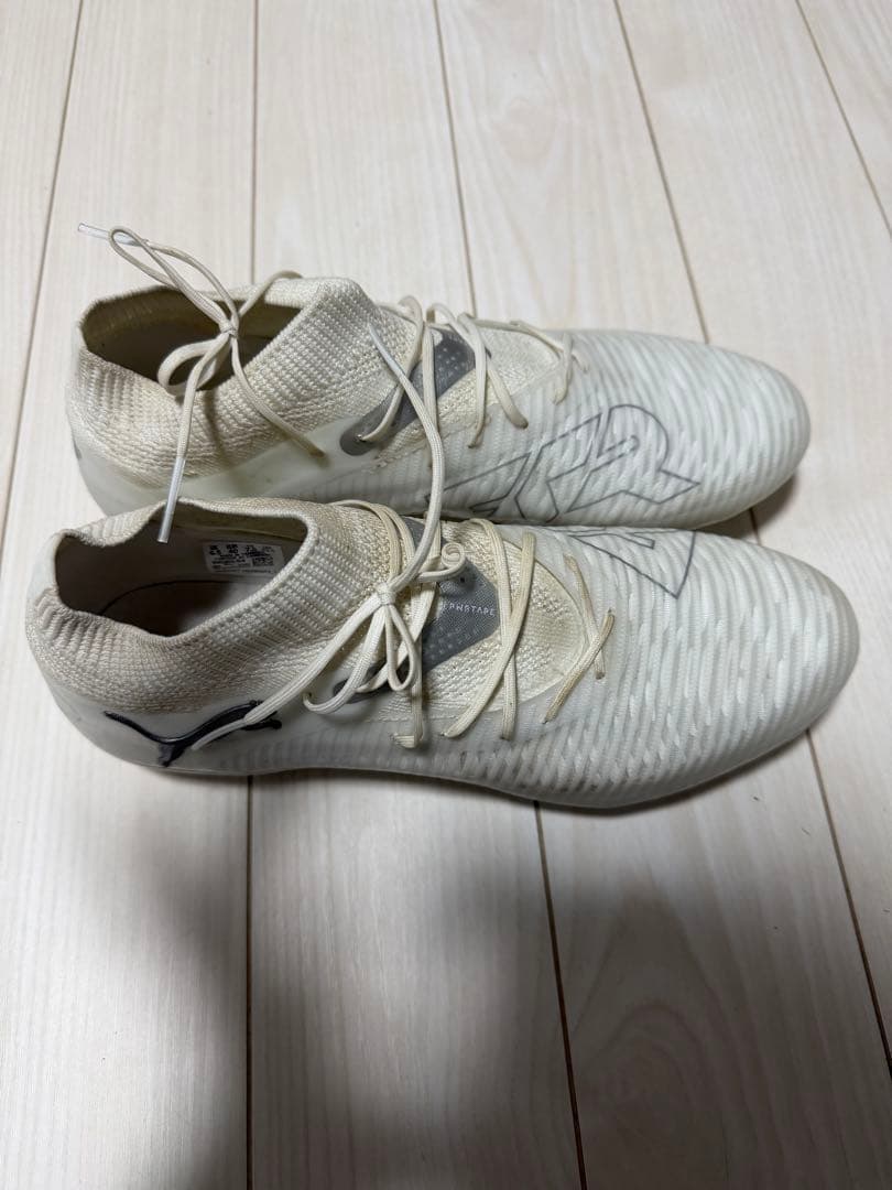 プーマ　フューチャー　8 プロ　HG/AG