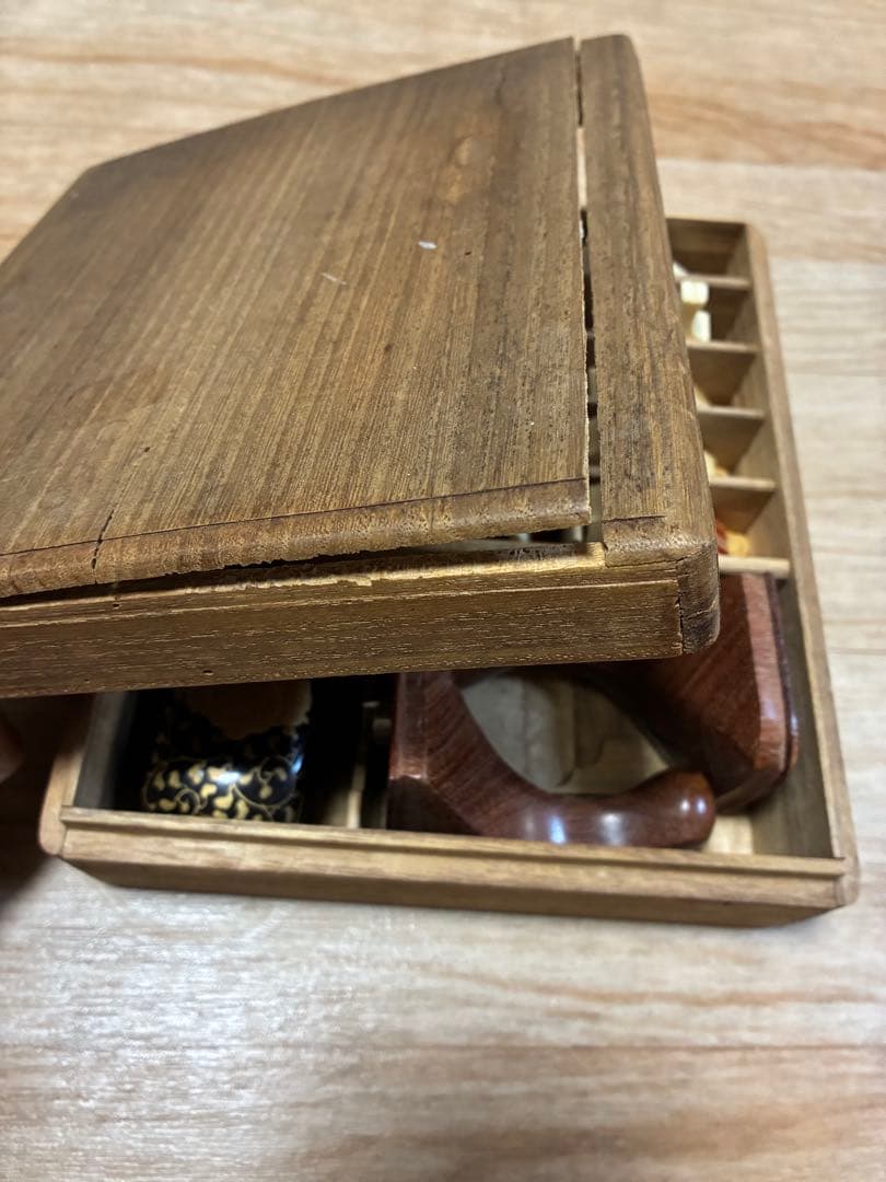 琴柱15個　天然素材　猫足　蒔絵小物入　木箱入り　和楽器　琴