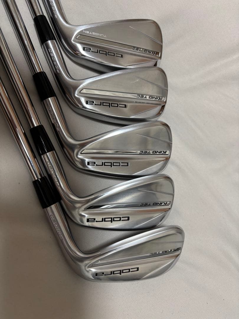 2024年モデル　Cobra King Tec アイアンセット 6-9 P