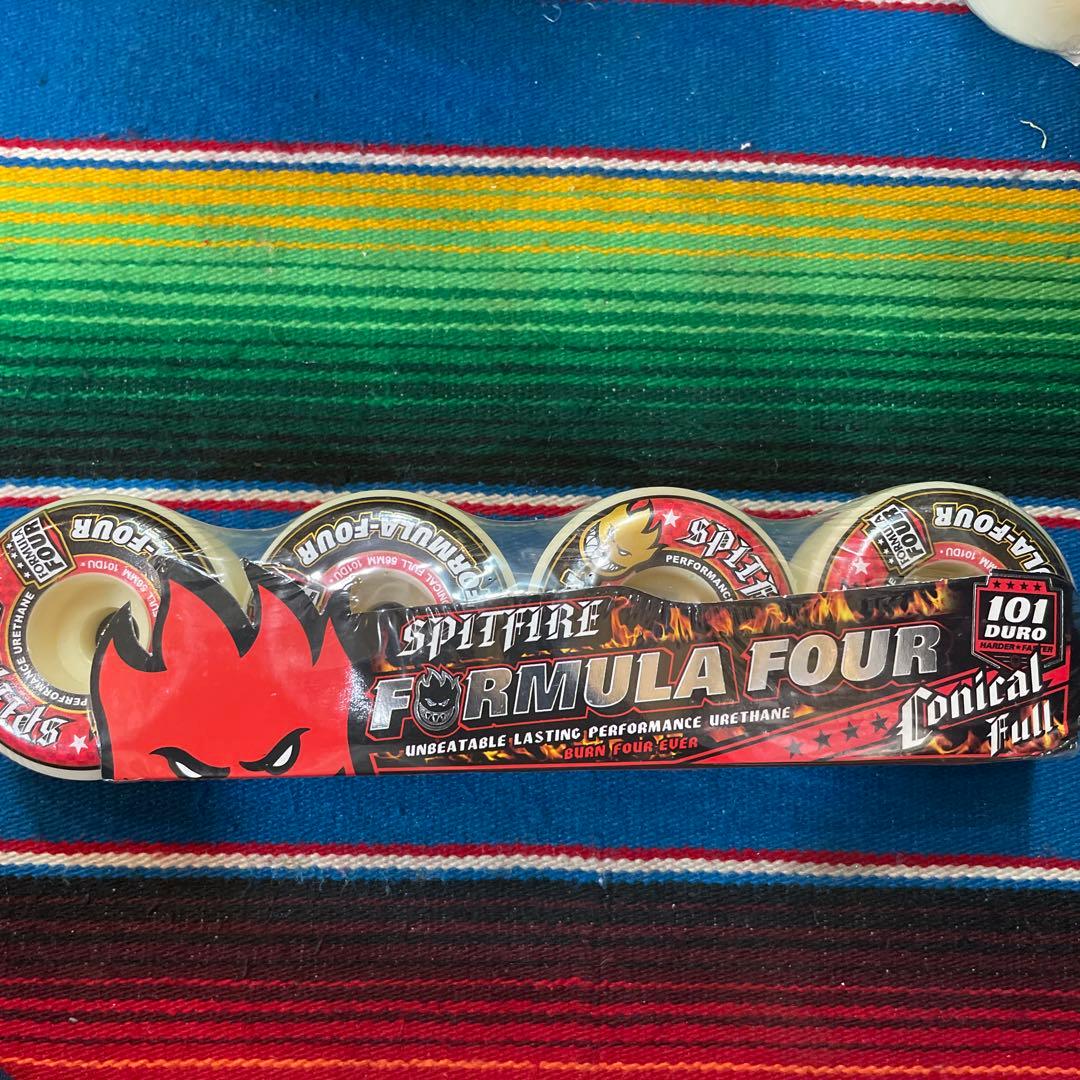 スケートボード Spitfire Formula Four 101Duro 56mm