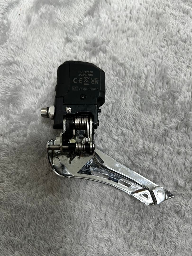 美品 105 Di2 R7100 2000km 充電器付 170mm 動作確認済