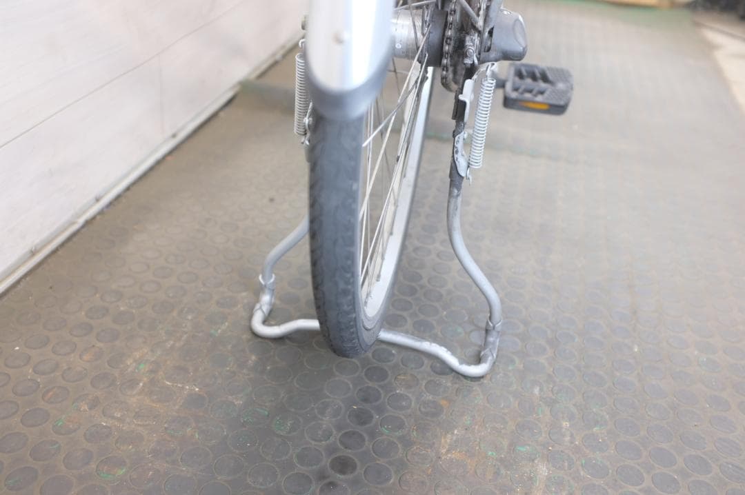 高年式　パナソニック　24インチ　3段　8Ah（5点灯）充電器あり