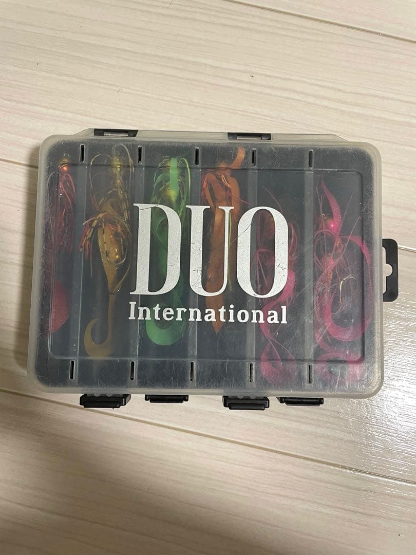 魚子ラバ21個　ケース付き