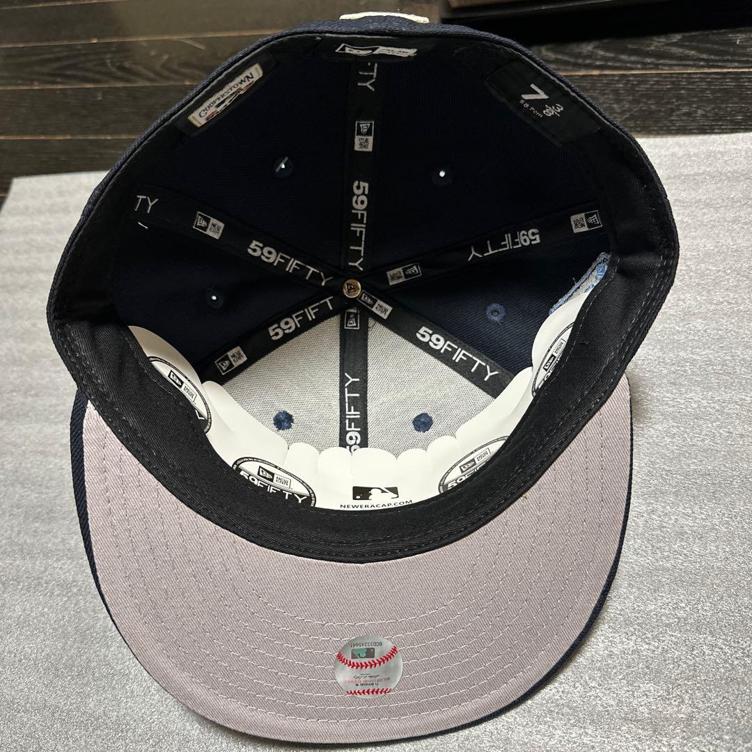 レア品　LA ドジャース　ベースボールキャップ　MLB NEWERA 紺色