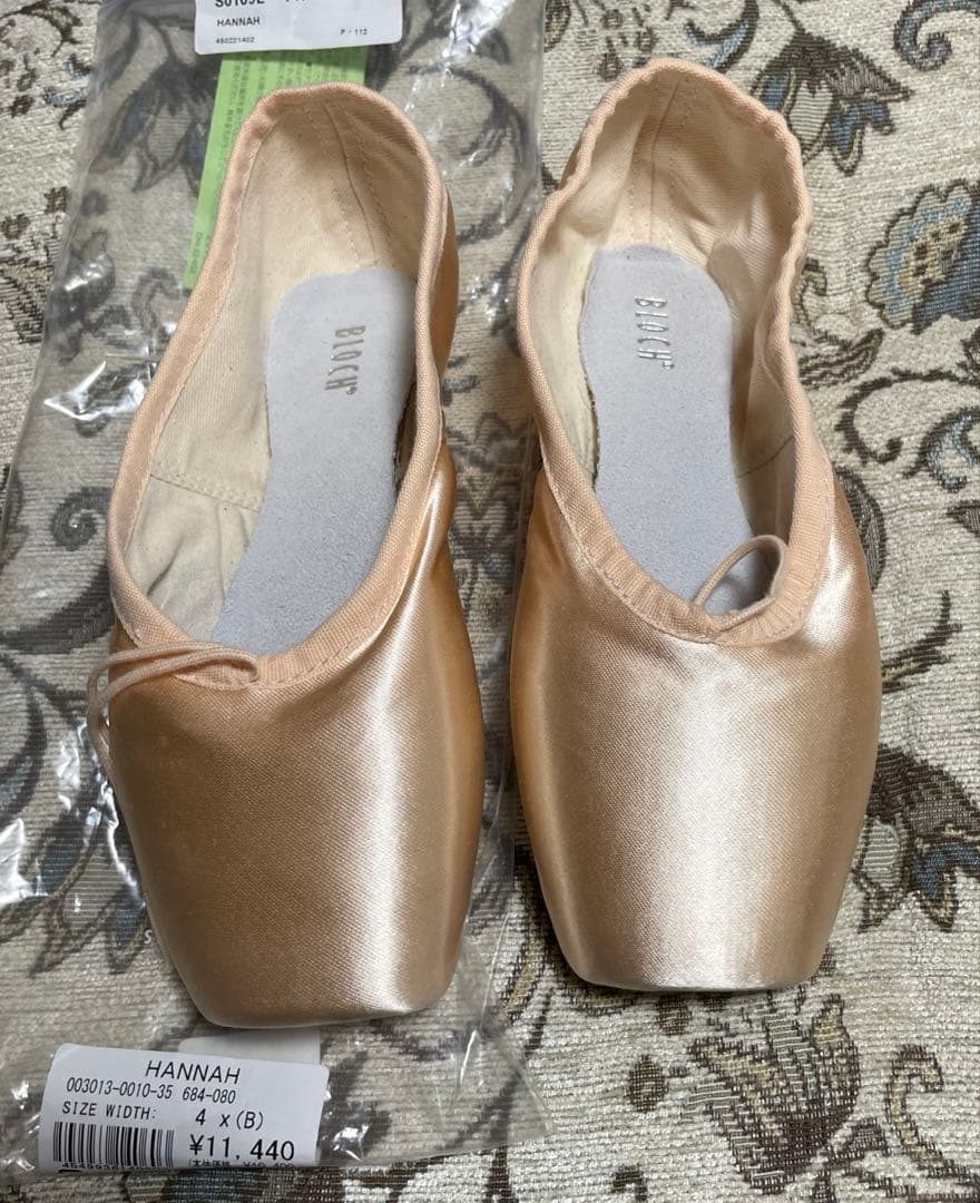 新品　11,440円 Bloch Hannah トゥシューズ 4 X