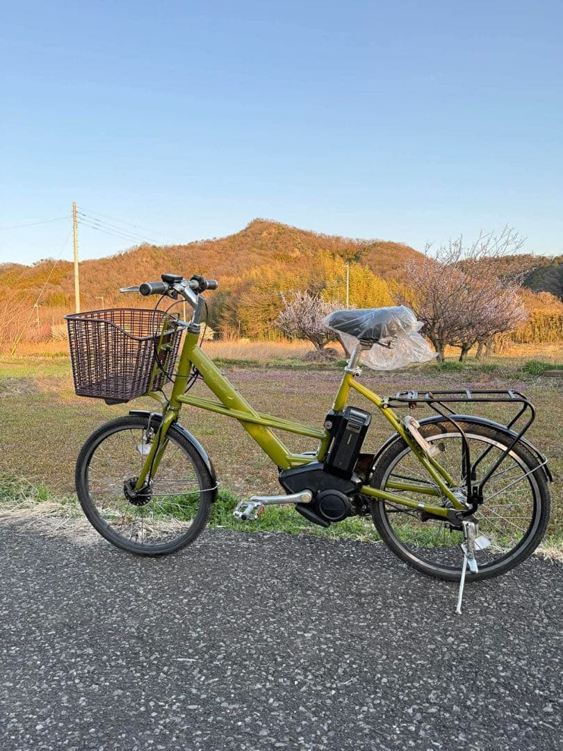 オリーブグリーン 電動アシスト自転車 前カゴ付き