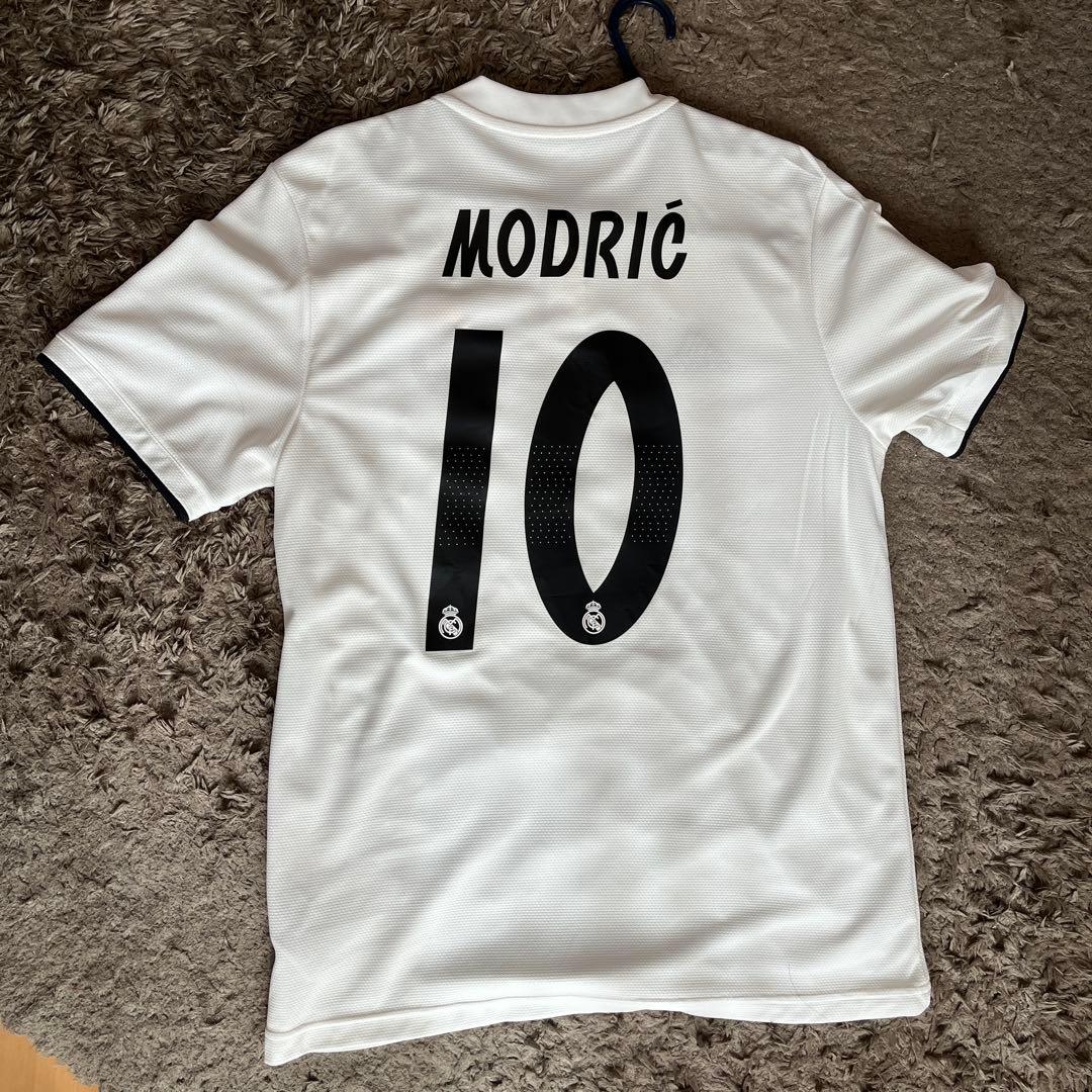 18／19シーズンレアルマドリードユニフォーム（モドリッチ）