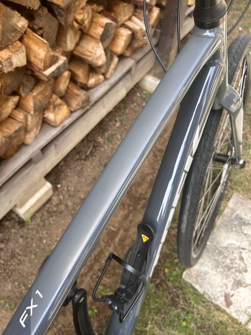 M*ん様 トレック　TREK FX1 サイズM 数回使用　屋内保管