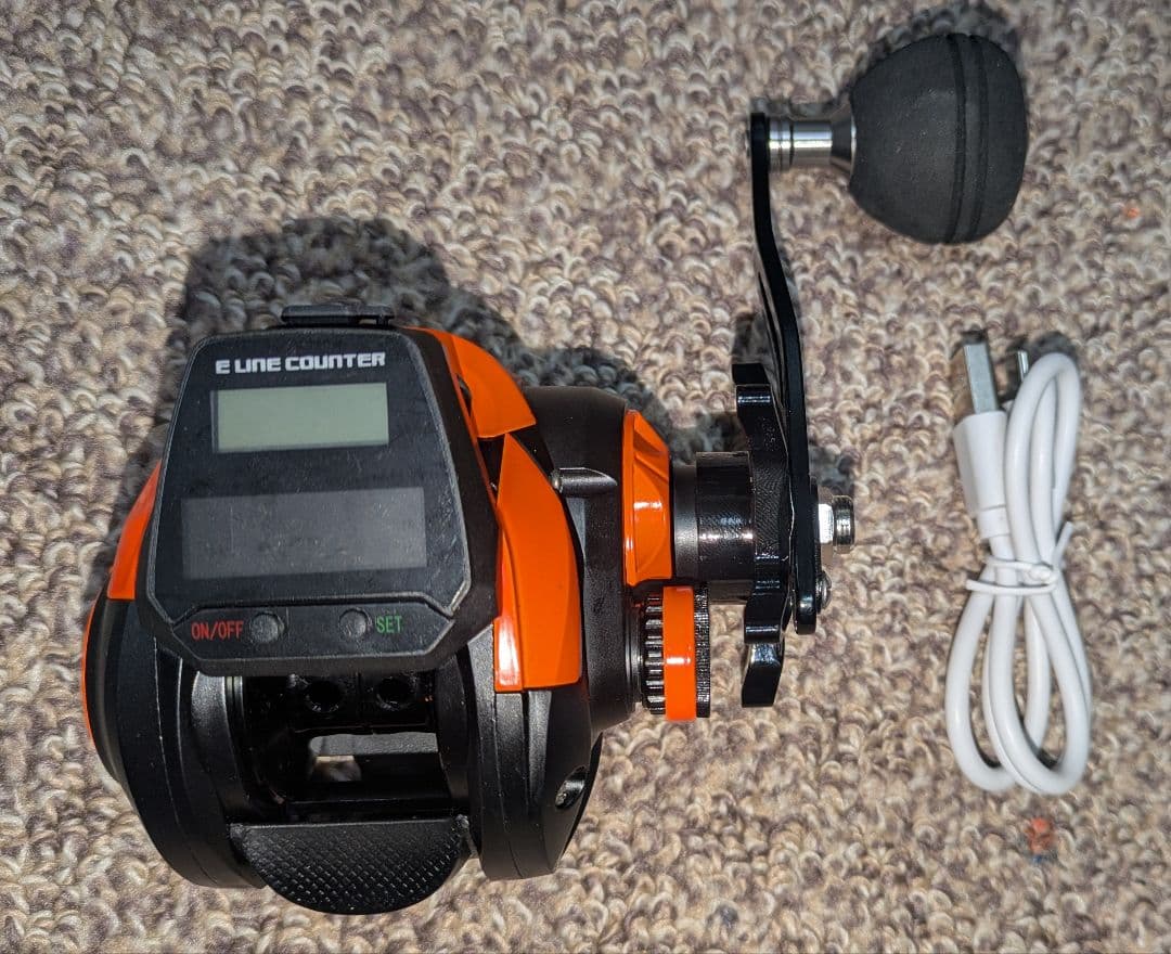 【未使用】デジタルカウンター付両軸リール 右巻きシングルパワーハンドル