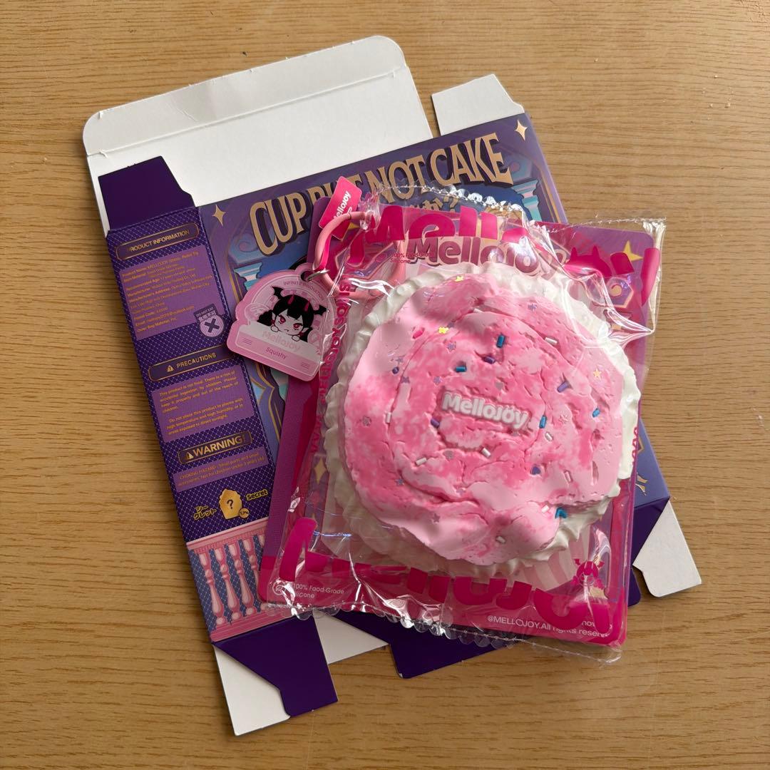 藤*実様 mellojoy カップケーキか？ いちごミルクフォーム