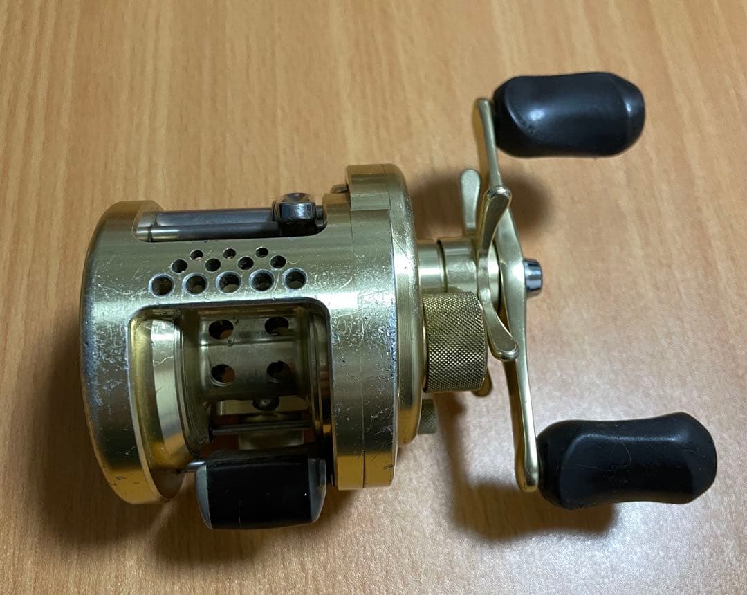 カルカッタコンクエスト200 右ハンドル