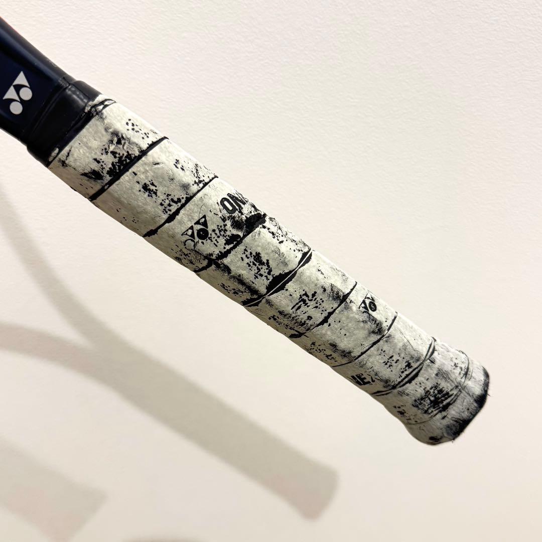 【美品】　YONEX ヨネックス　VCORE PRO 100α テニスラケット