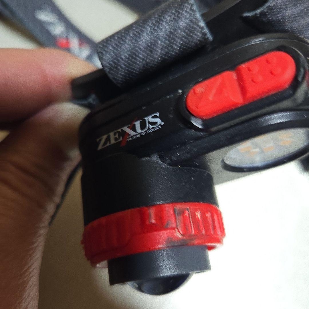 ZEXUS 充電式ヘッドランプ