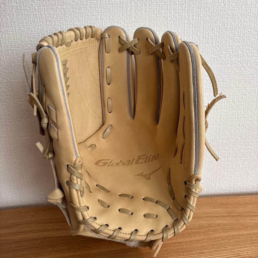 ミズノ　グローバルエリート　硬式　グラブ　投手用　グローブ　定価52,800円