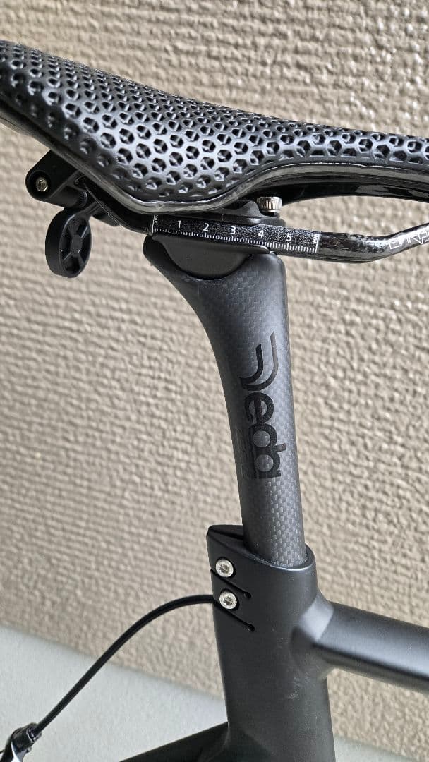 【手渡しのみ】tern surge 2025年モデル ミニベロ ブラック 静岡県