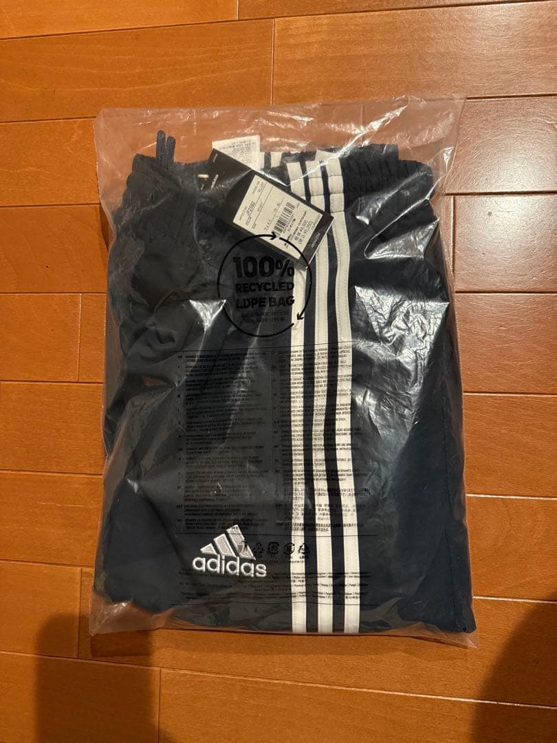 レアルマドリード　UBPトラックパンツ ジャージ