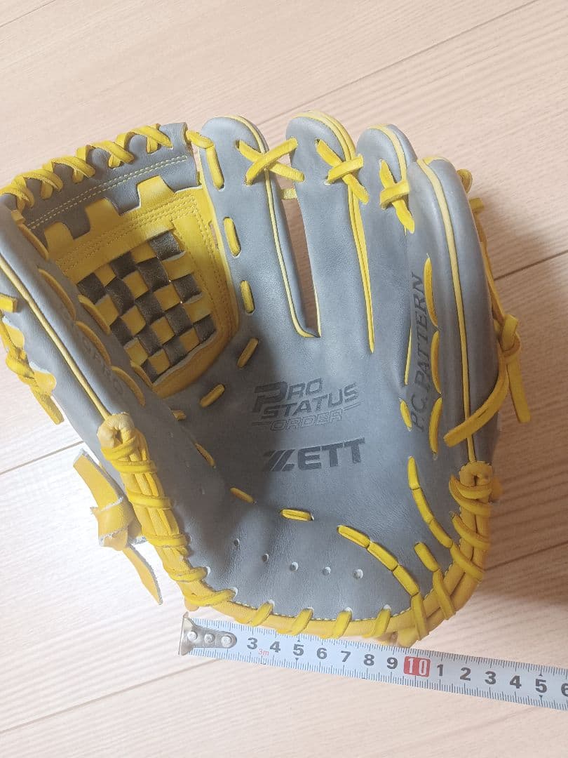 【最終値下げ】ZETT　プロステイタス　軟式　オーダー　グローブ　内野手用