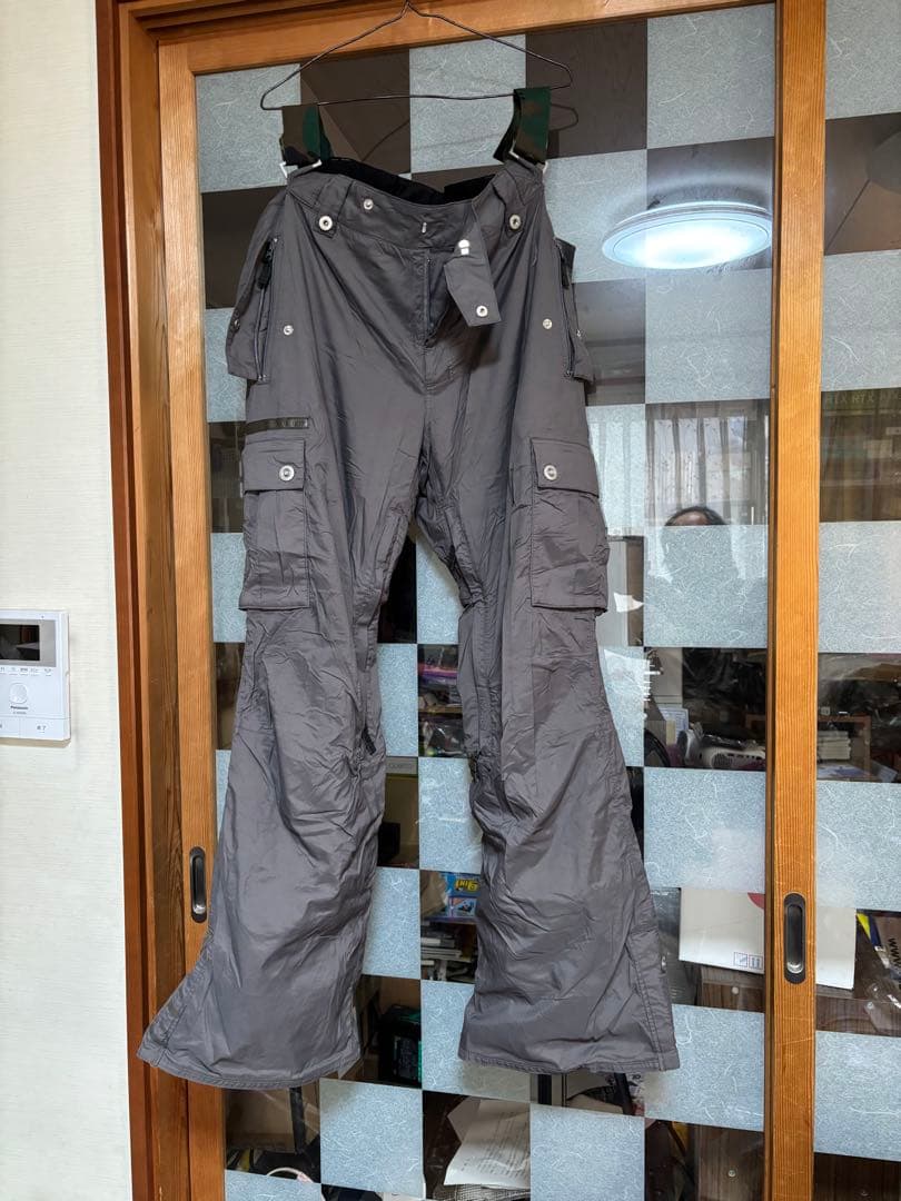 HOLDEN スノーボードウェアセット（ジャケット・パンツ） サイズ　XL