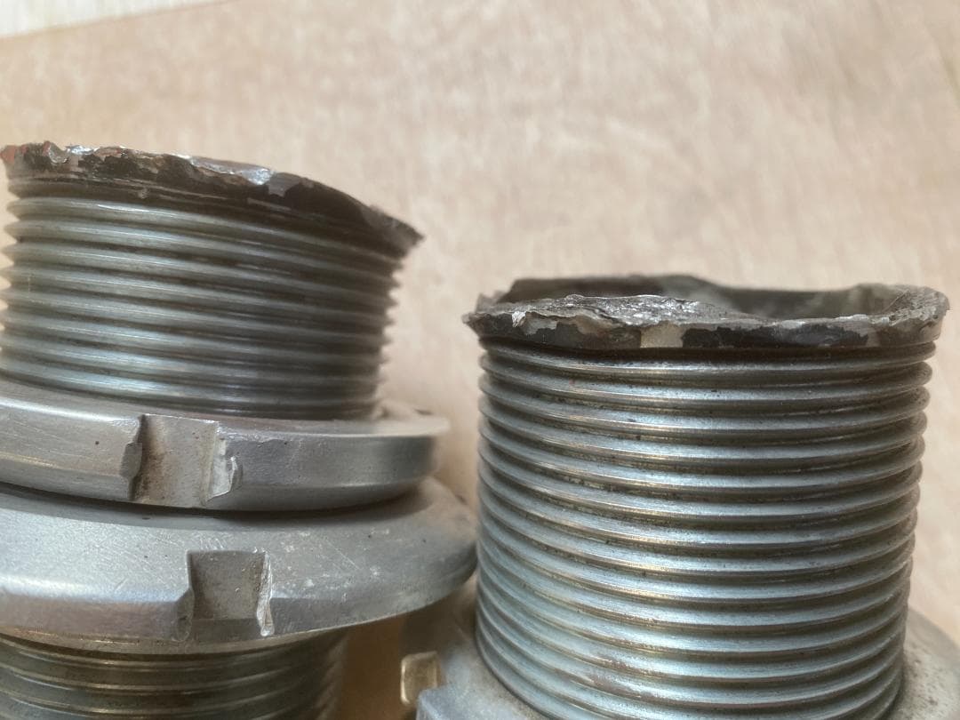 車高調用　ショックケース ネジ式 左右セット 汎用品 加工ベース 旧車