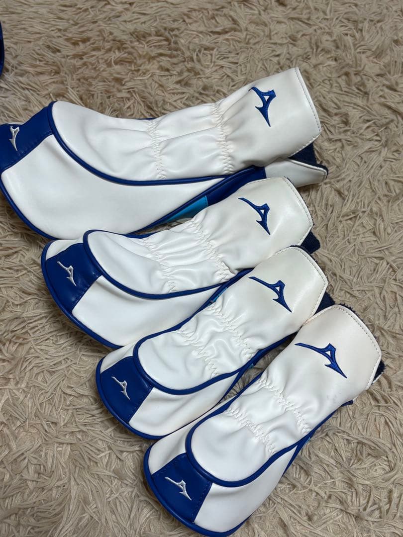 ミズノプロスタンドキャディバッグ ・ヘッドカバーのセット