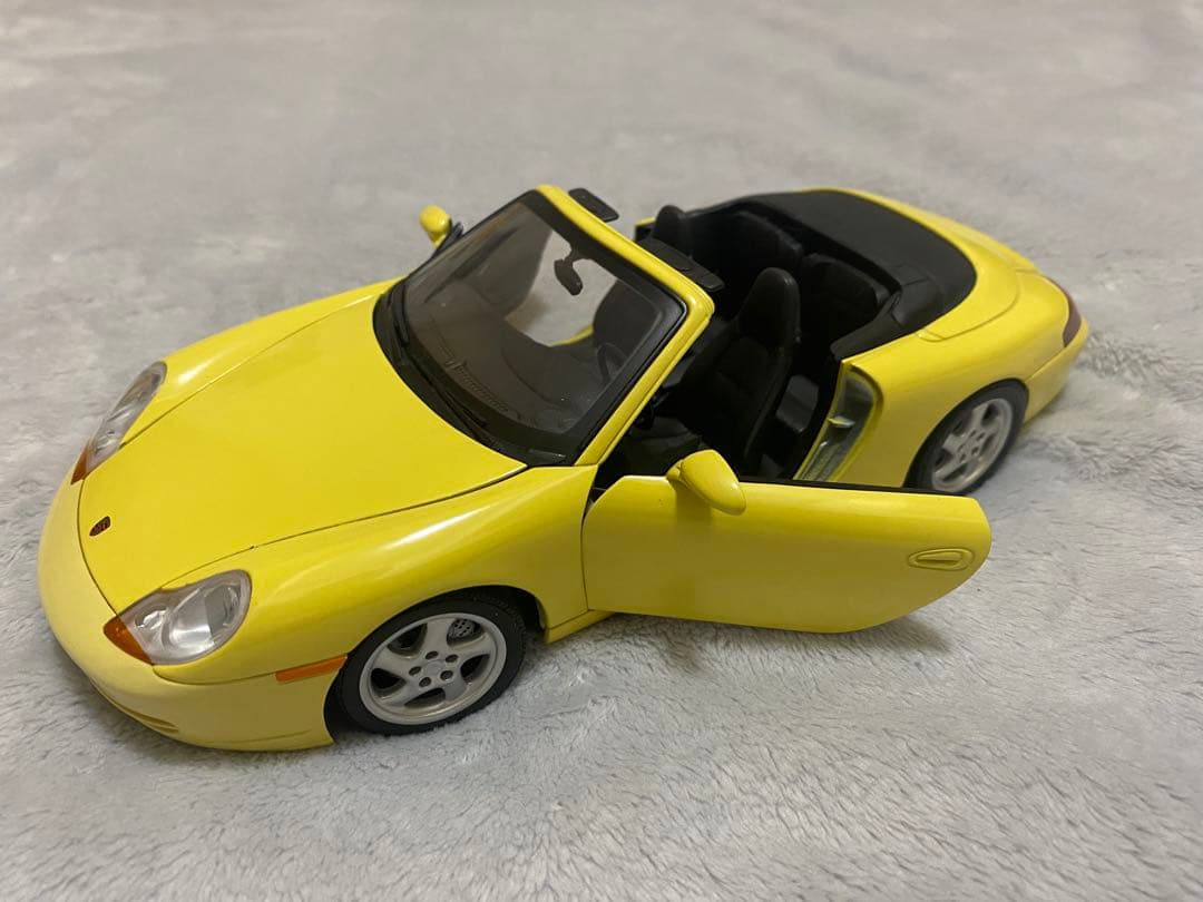 ミニカー GATE PORSCHE 996 1/18