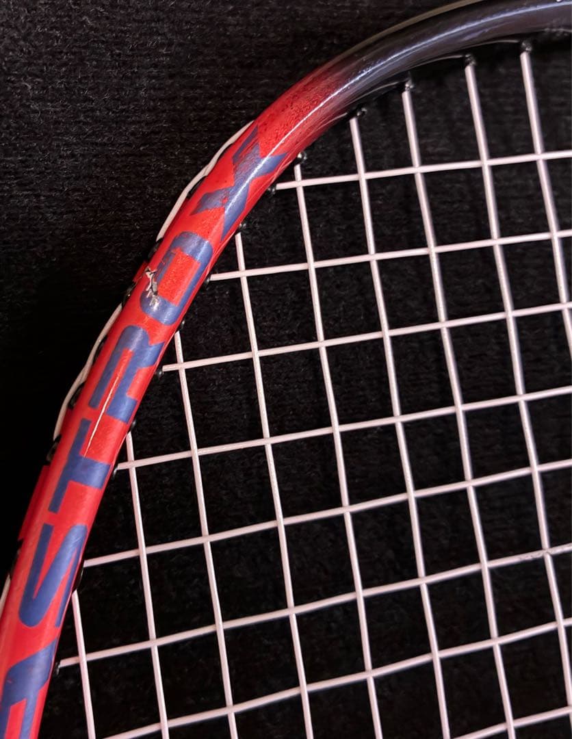 ヨネックス　アストロクス77プロ　PRO 4UG5 元グリップ無し