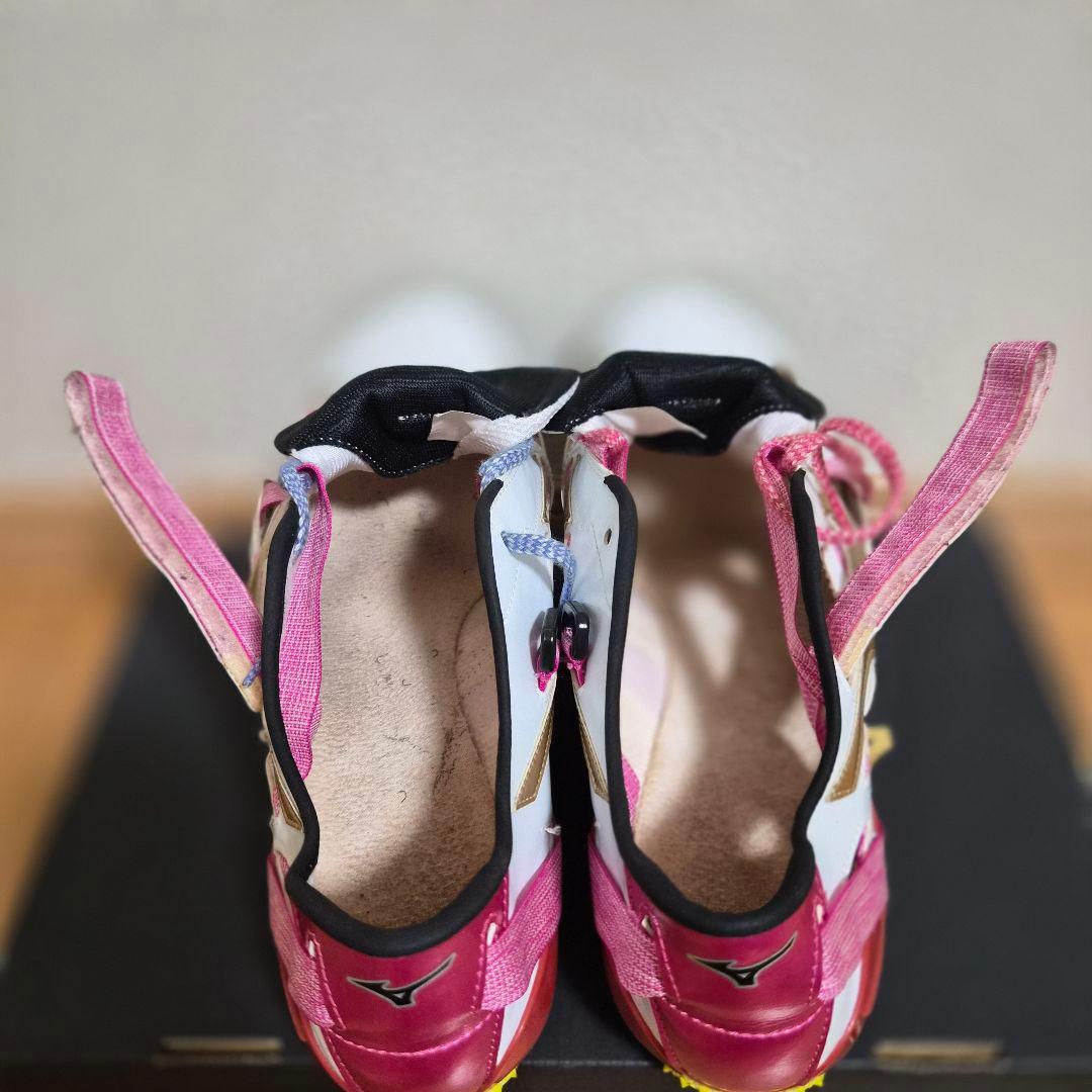 Mizuno インスサイレンサー NR5 ホワイト/ピンク/ゴールド