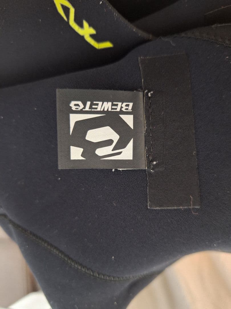 Bewet フルスーツ ウェットスーツ 黒