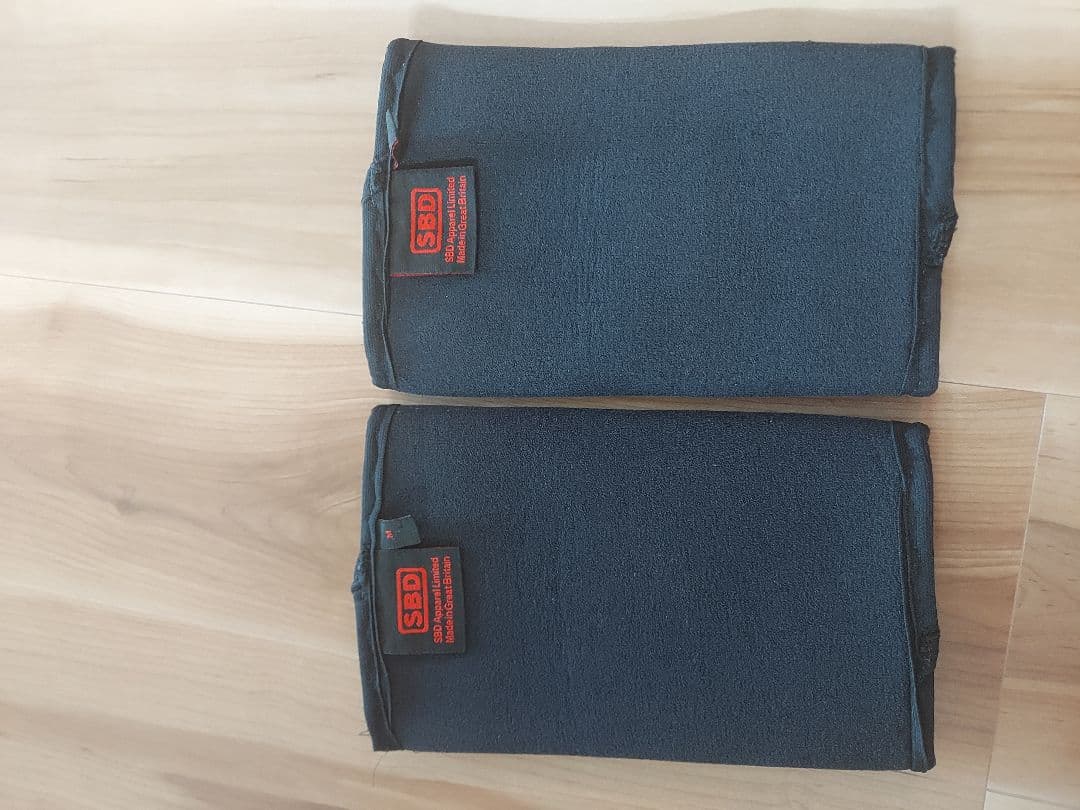 SBD エルボースリーブ M ブラック/レッド